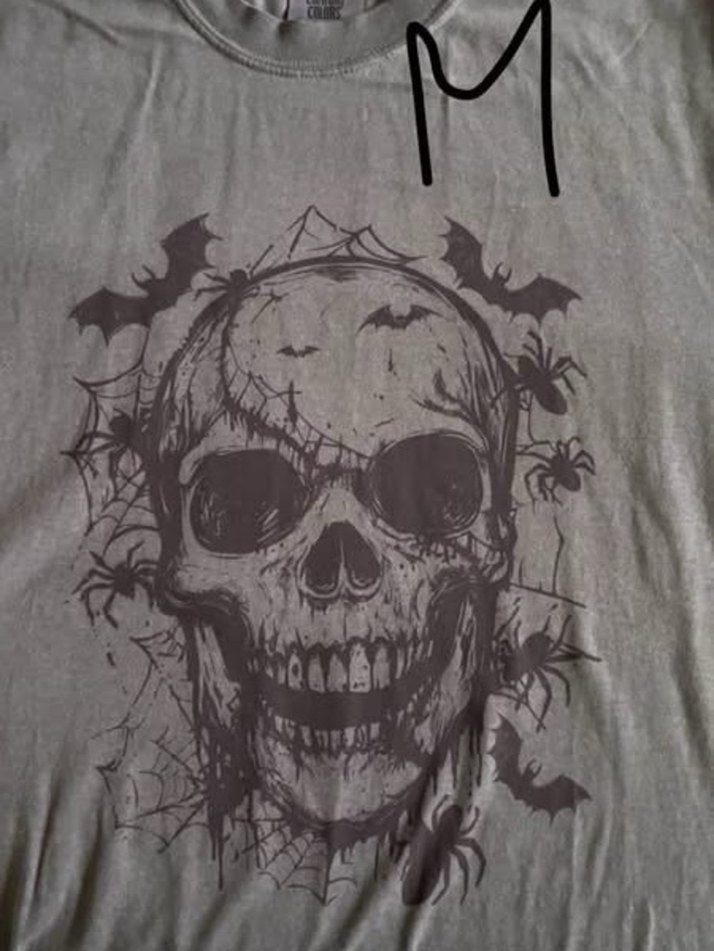 Comfort Colors Gray Skull Graphic Short Sleeve Tee